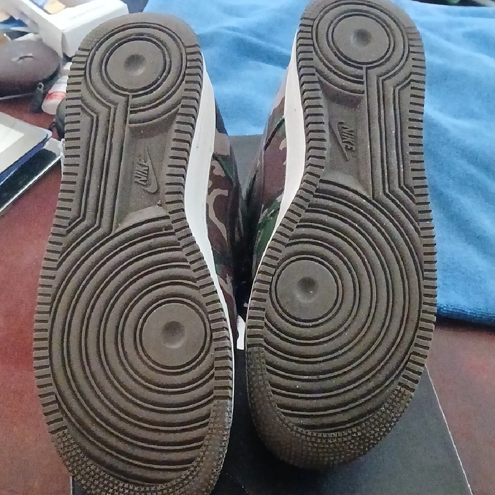 Nike Camo Air Force 1 Sneakers - Green/Brown/Orange - Picture 6 of 8